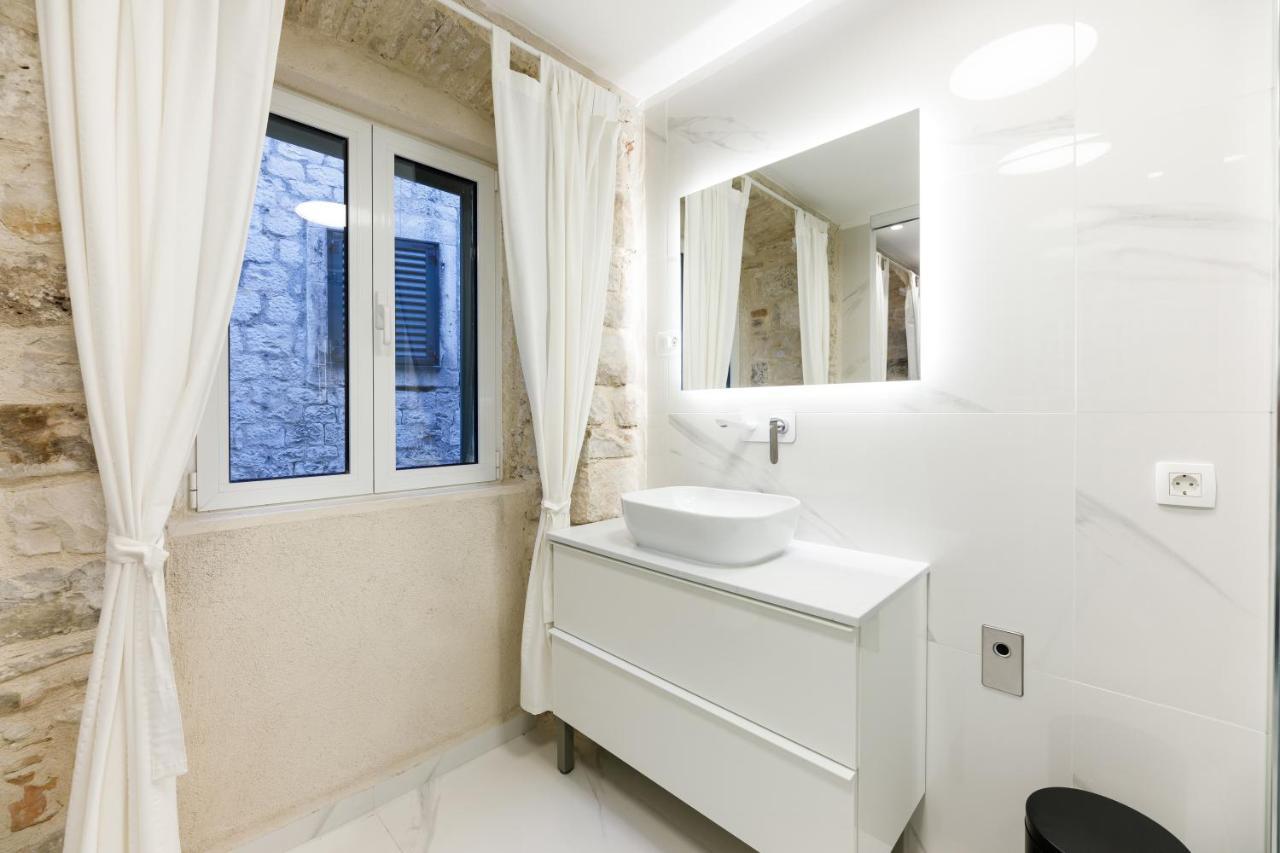 Palace Luxury Room Split Bagian luar foto
