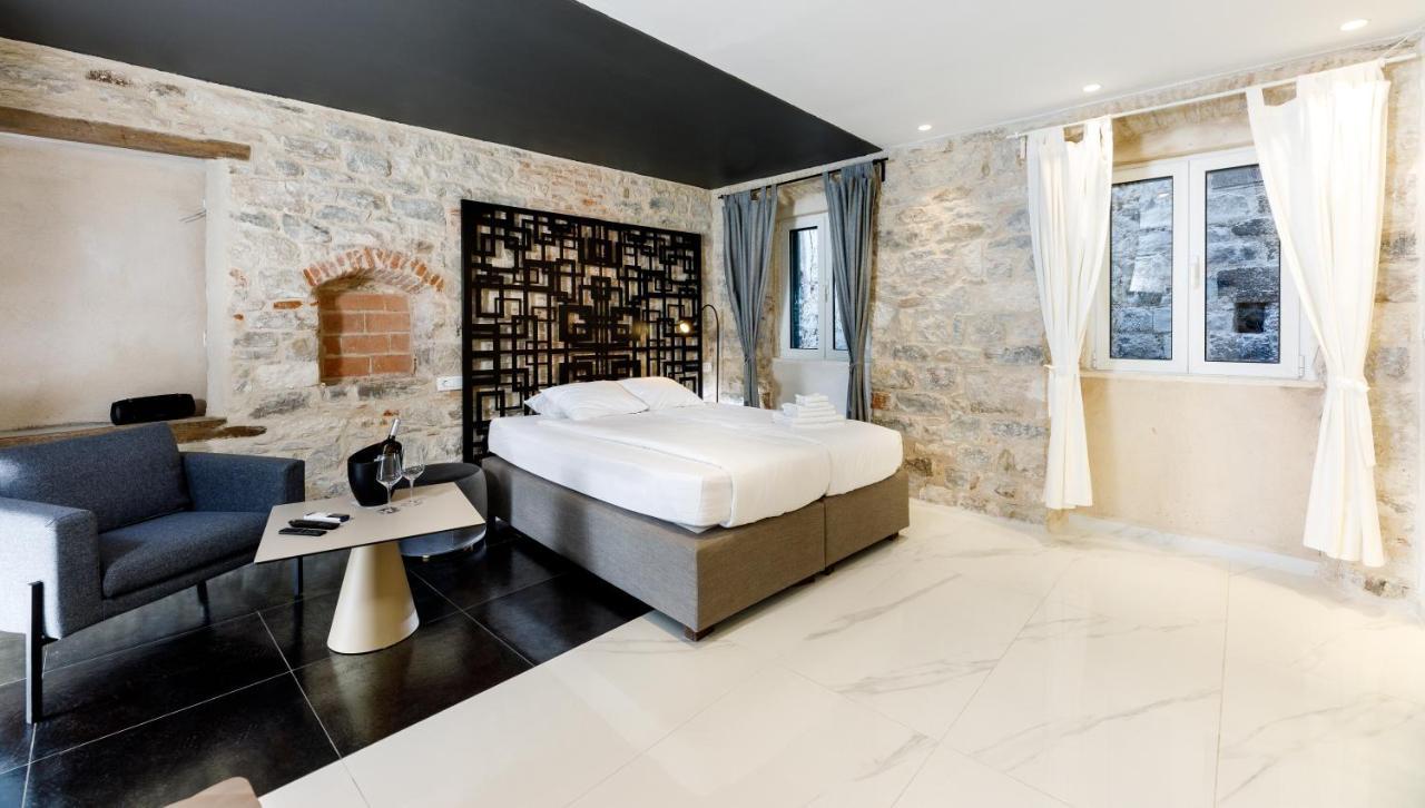 Palace Luxury Room Split Bagian luar foto